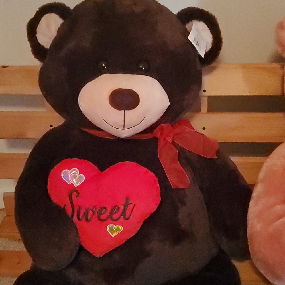 Oversized bear